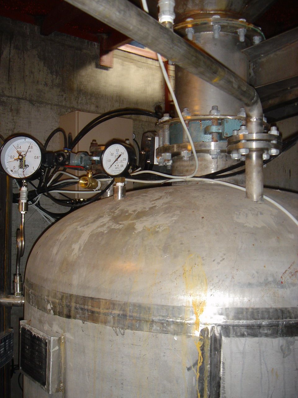 上海紫藤包裝材料公司pe顆粒料脈沖料栓密相低速倉(cāng)泵1-3號(hào)線